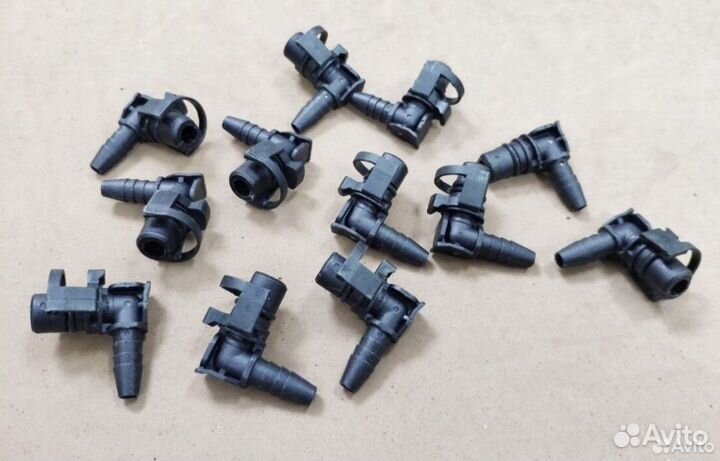 Штуцер подогрева дросселя Opel Chevrolet