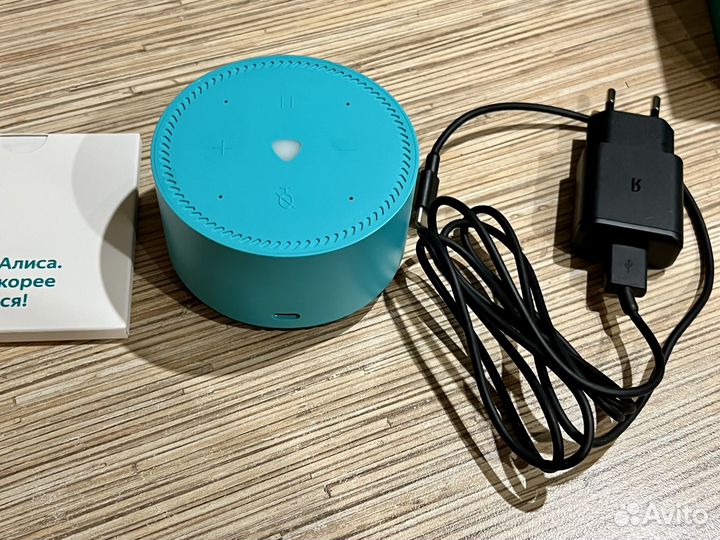 Яндекс станция Алиса лайт в отличном состоянии