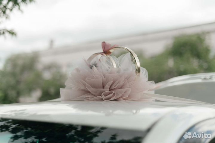 Украшение на свадебную машину