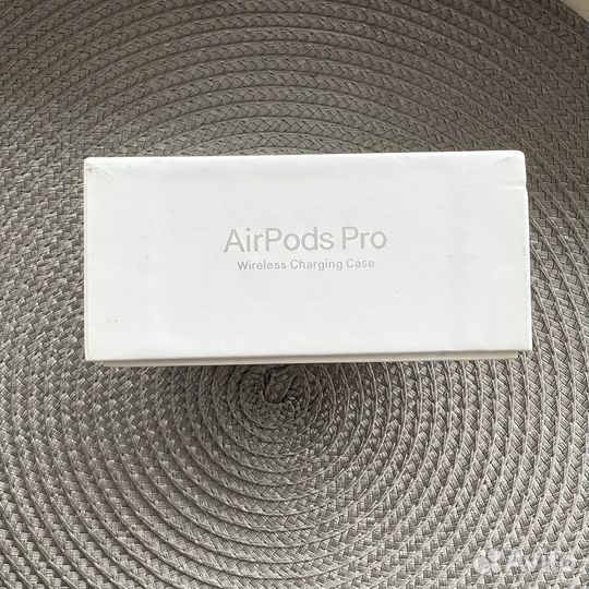 Коробка от Air Pods pro