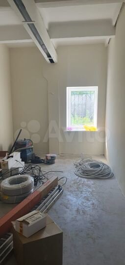 Автосервис, гараж 243 м²