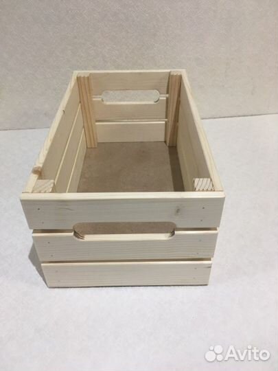 Деревянный ящик для хранения с ручками