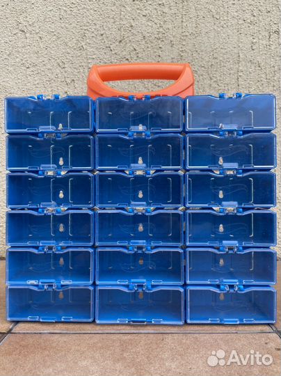 Кейс для хранения 18 машинок Hot Wheels