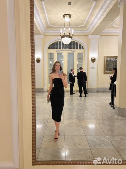 Платье Louvery