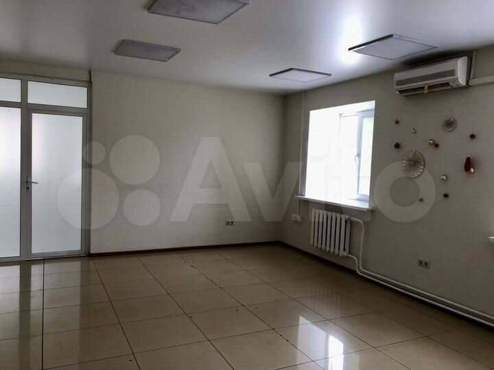 Свободного назначения, 179.9 м²