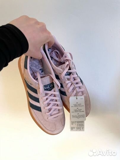 Кроссовки adidas spezial женские