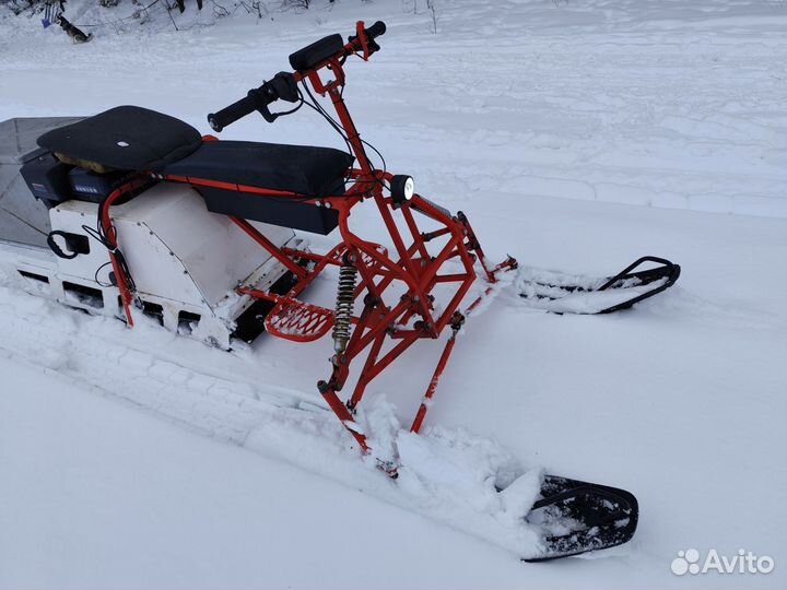 Мотобуксировщик с лыжным модулем 15 л.с