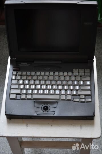 Один из первых ноутов compaq contura420c