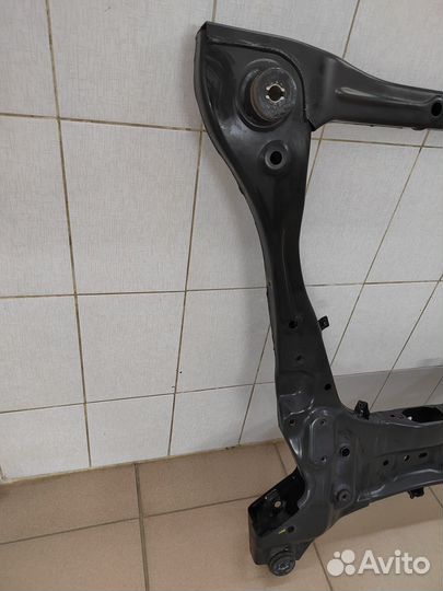 Передний подрамник подвески Hyundai Sonata DN8