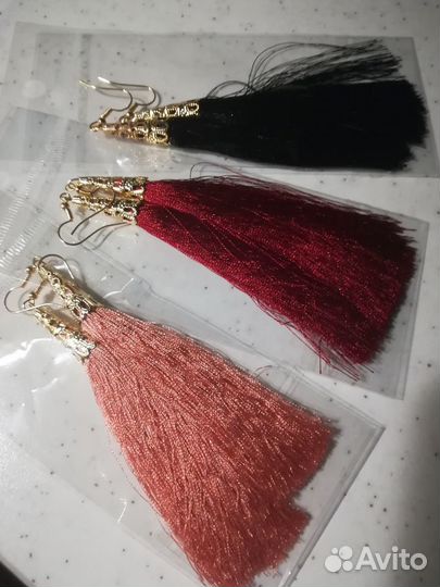 Серьги кисти новые