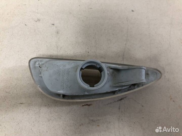 Повторитель на крыло Hyundai Solaris 2010-2017