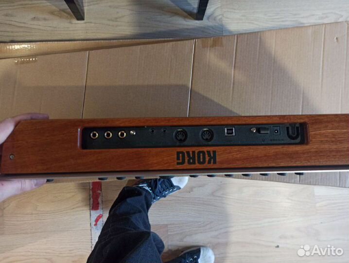 Аналоговый синтезатор korg Minilogue