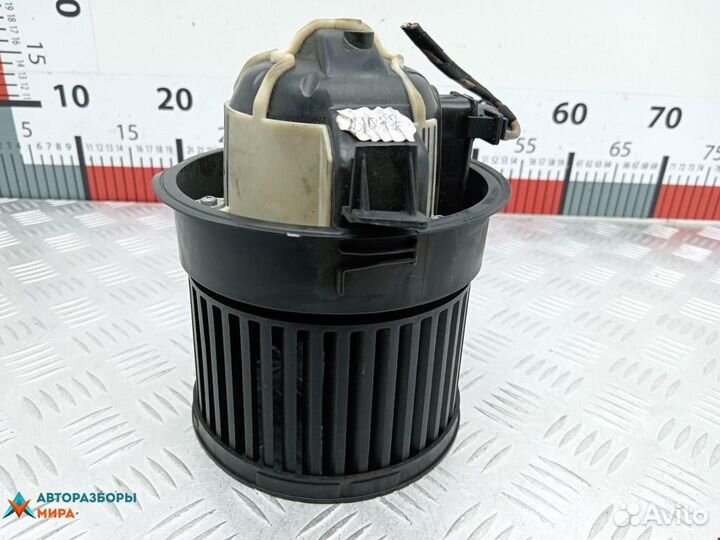 Моторчик печки Peugeot 308 T7 2009 6441Z7