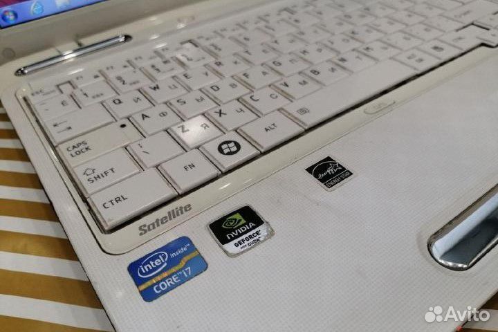 Toshiba i7-2670qm 8 ядер + GeForce GT 525m 2GB