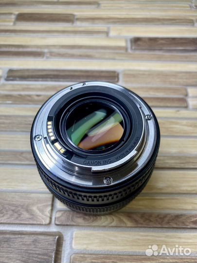 Объектив Canon 50mm 1.4