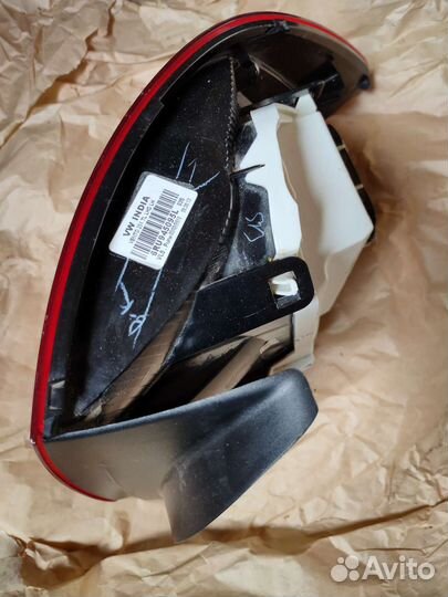 Фонарь задний левый volkswagen polo sedan