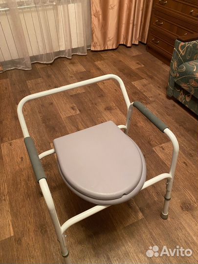 Кресло туалет для инвалидов и пожилых людей