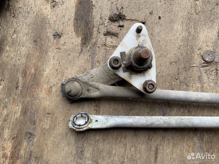 Трапеция дворников Nissan Cube Z10