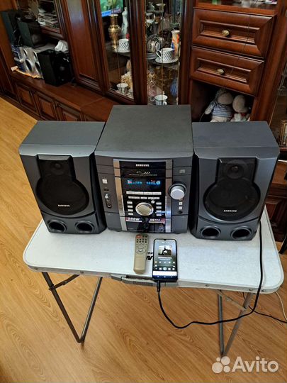 Музыкальный центр samsung. идеальное состояние