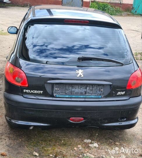Авто в разбор Peugeot 206, 1.4, АКПП