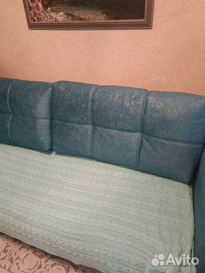 Подушки для дивана бюрюзовые