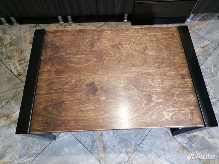 Журнальный столик в стиле лофт