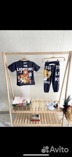 Костюм для мальчика zara 104 р