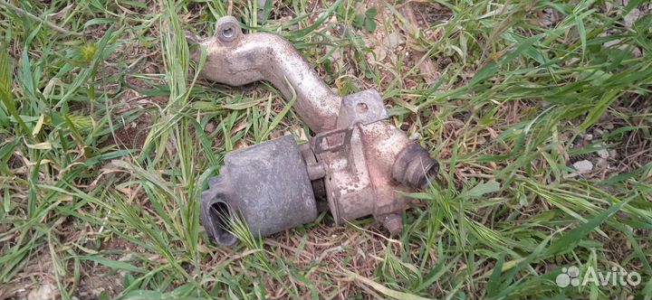 Продаю запчасти двигателя на В Opel Omega