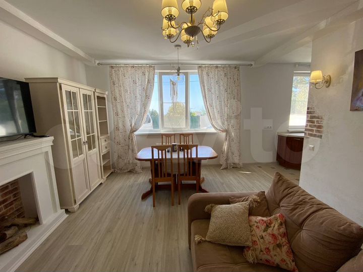 3-к. квартира, 75 м², 1/1 эт.