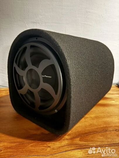 Сабвуфер Pioneer 1600W