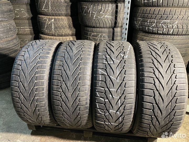 Nokian Tyres Hakkapeliitta R2 SUV 275/50 R20 113R