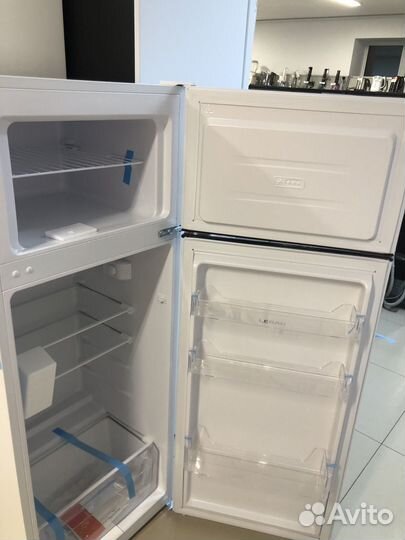 Холодильник Leran CTF 143 W