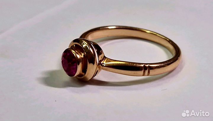 Золотое кольцо с рубином