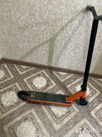 Трюковрй самокат tech team