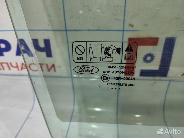 Стекло двери передней правой Ford Focus 3 1742301