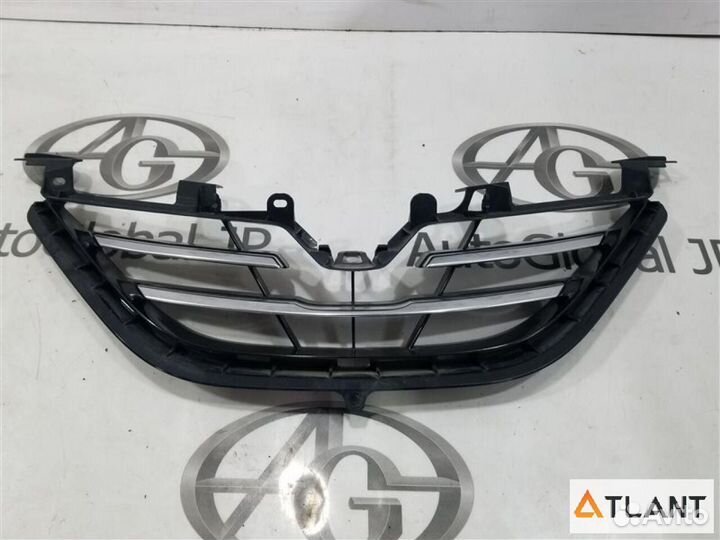 Решетка радиатора toyota estima