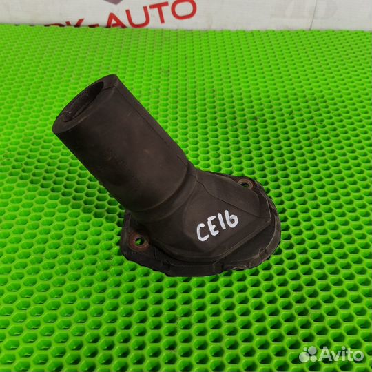 Кожух рулевой колонки Cadillac Escalade GMT800