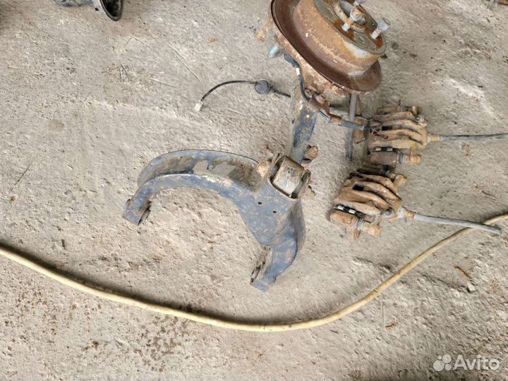 Задние кулаки на хундай сонату 2005