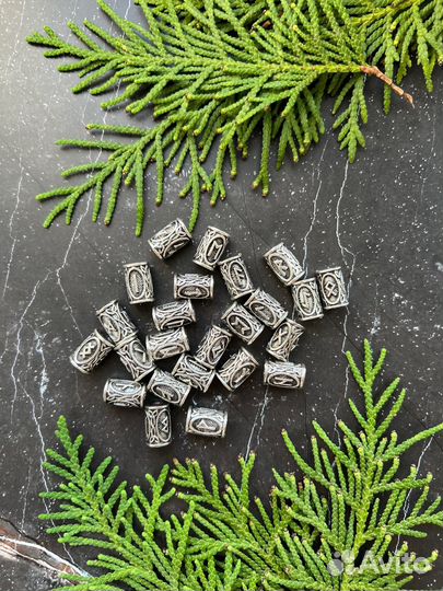 Руны бусины Футарк