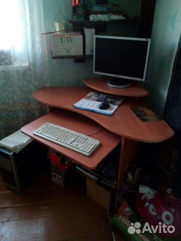 Компьютерный стол