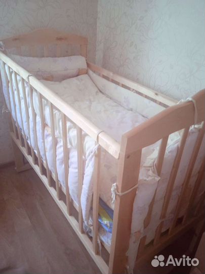 Кроватка детская