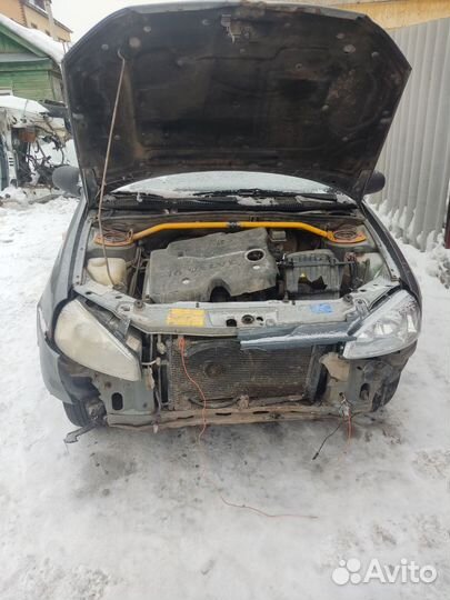 В разборе лада калина 1,6 люкс