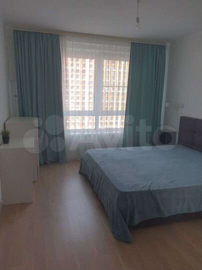 2-к. квартира, 70 м², 8/15 эт.