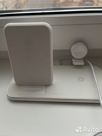 Зарядка для телефона и часов zens