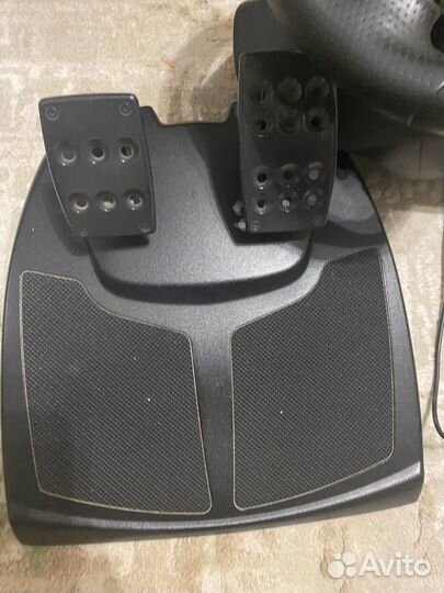 Руль logitech momo racing