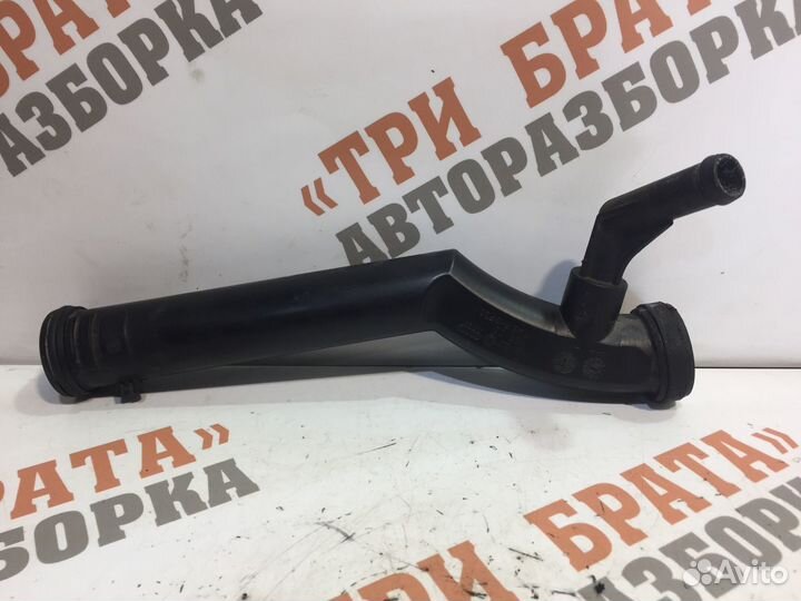 Шкода Фабия Трубка системы охлаждения