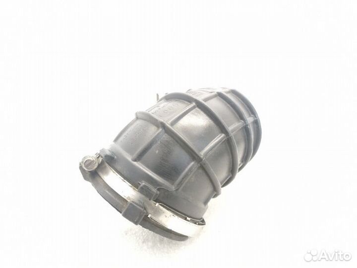 Патрубок воздушного фильтра Audi Q5 8R 2.0 caha