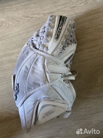 Вратарский блин и ловушка Bauer Reactor 4000