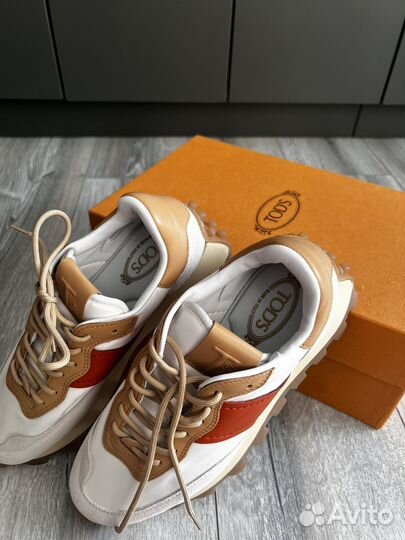 Кроссовки tods