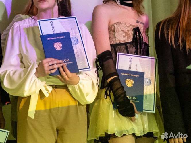 Платье с корсетом